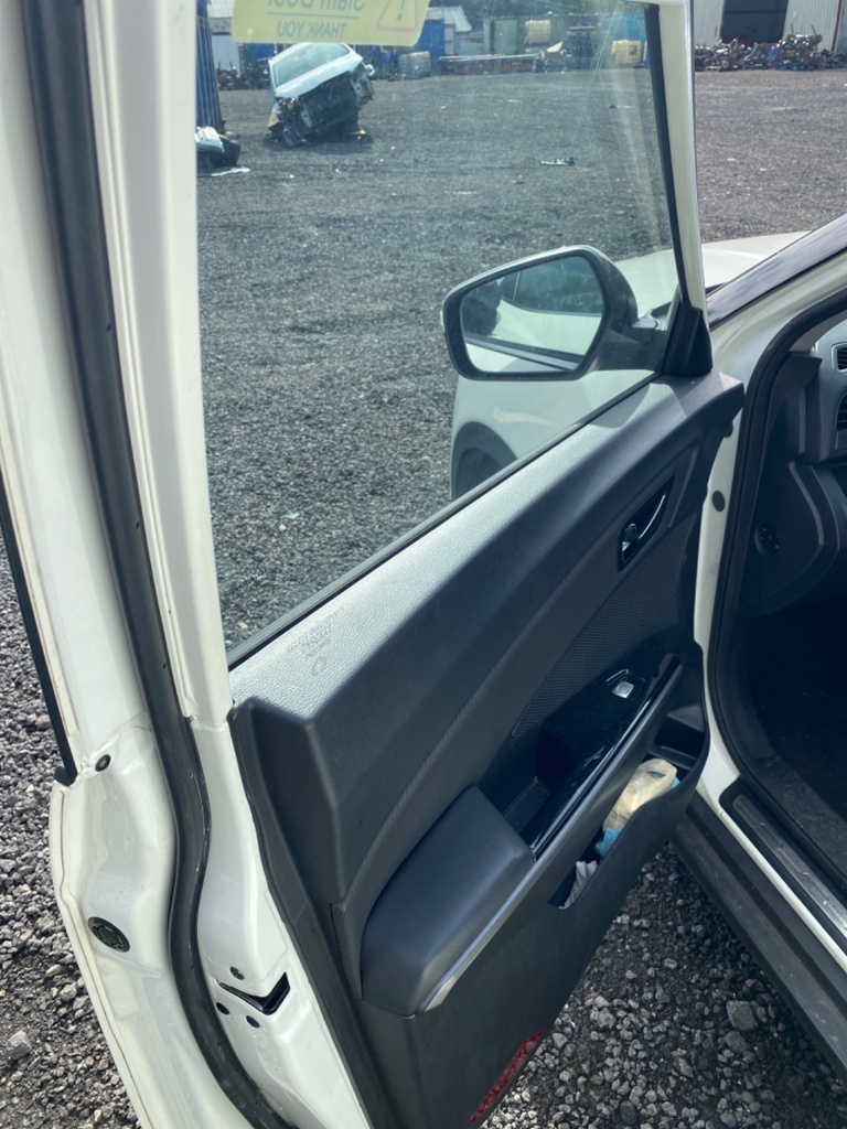 [EPE-103891] Arnés puerta delantera izquierda SsangYong Tivoli 2018 G16DF