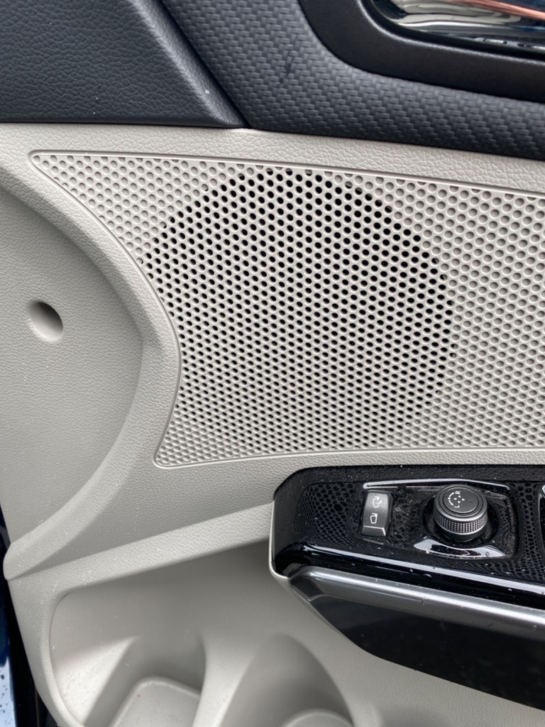 [EPE-103967] Altavoz revestimiento puerta delantera derecha SsangYong Tivoli Ultimate 2021