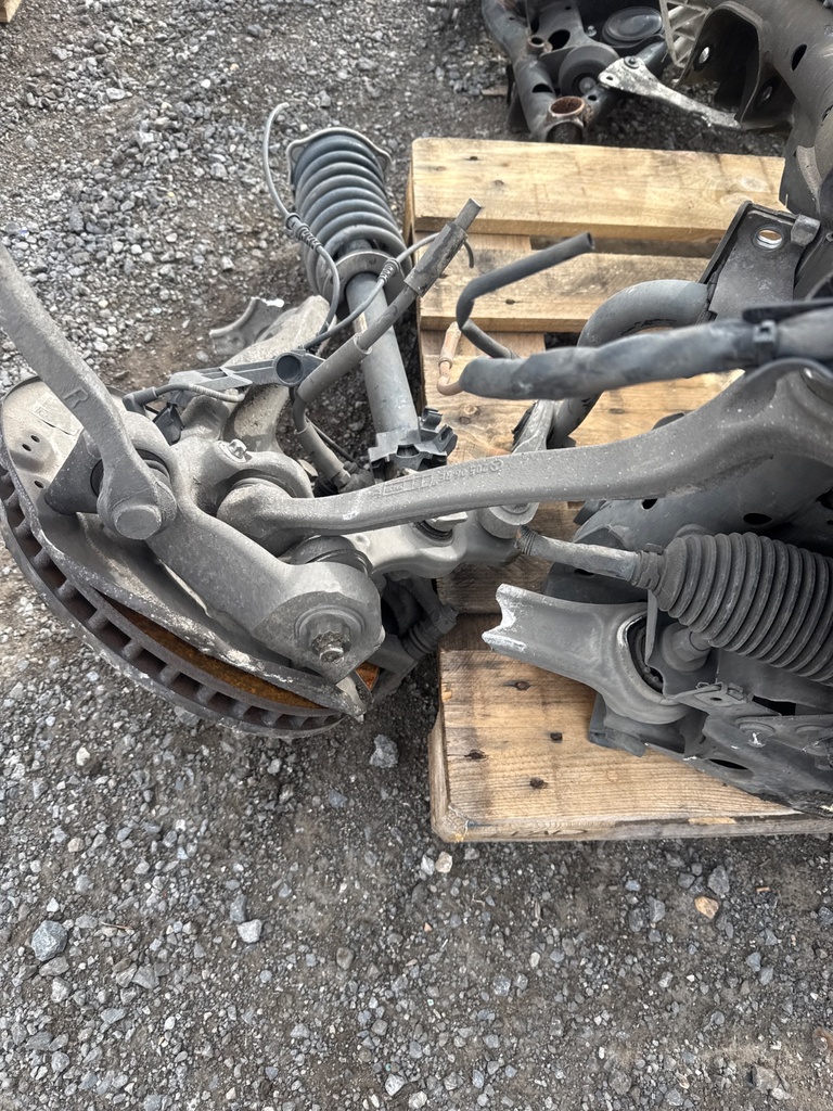[EPE-104151] Brazo de Suspensión Delantero RH Mercedes-Benz E-Class W213 2.0 CDI 2019