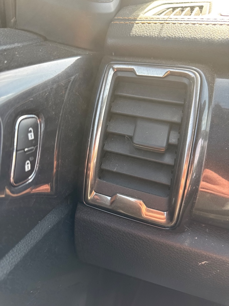 [EPE-104381] Conducto de ventilación Ford Ranger Wildtrak TKE 2.0 EcoBlue 2021