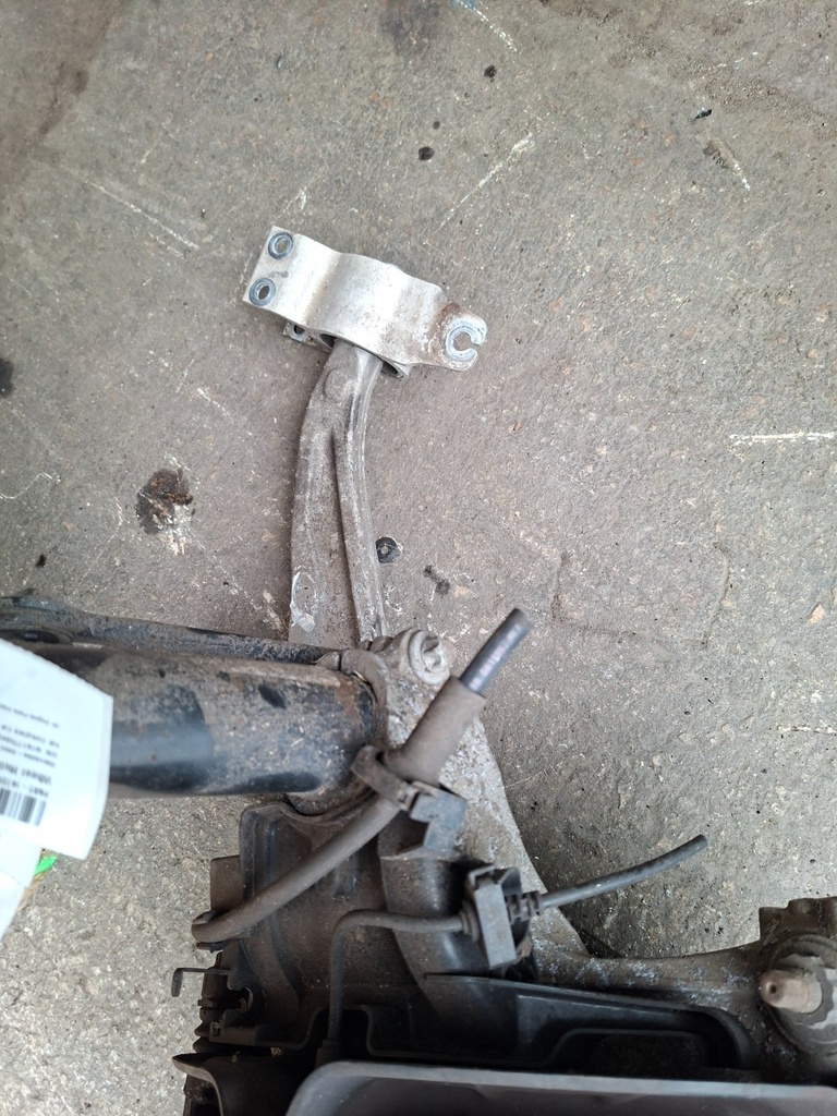 [EPE-104779] Brazo de suspensión delantero LH para Mercedes-Benz A-Class W177 1.3 2020