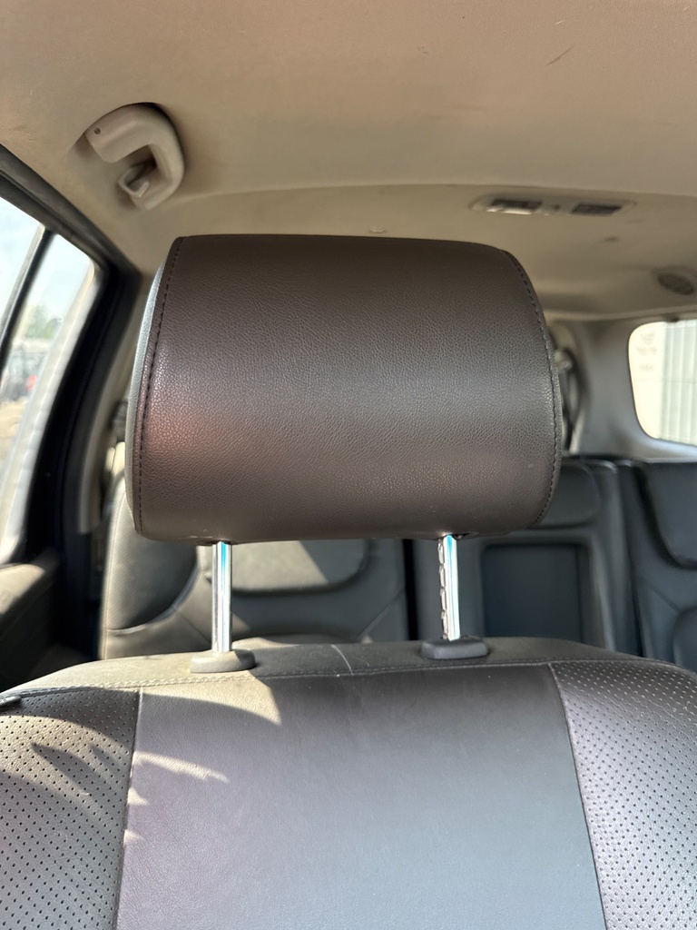 [EPE-105513] Reposacabezas delantero derecho para Nissan Pathfinder III 2.5 (YD25DDTi) 2007