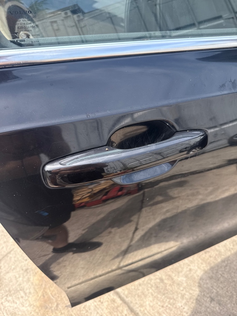 [EPE-105978] Tirador puerta delantero exterior derecho para Volvo V90 2017