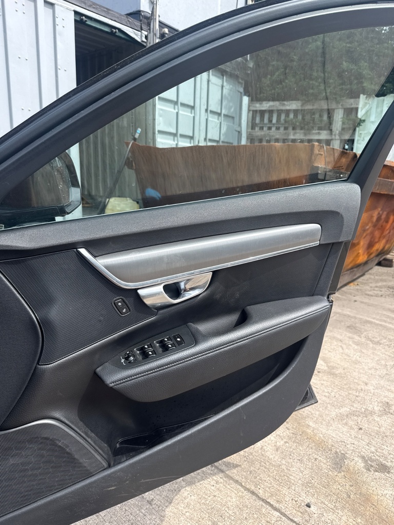 [EPE-105980] Altavoz revestimiento puerta delantera derecha para Volvo V90 2017