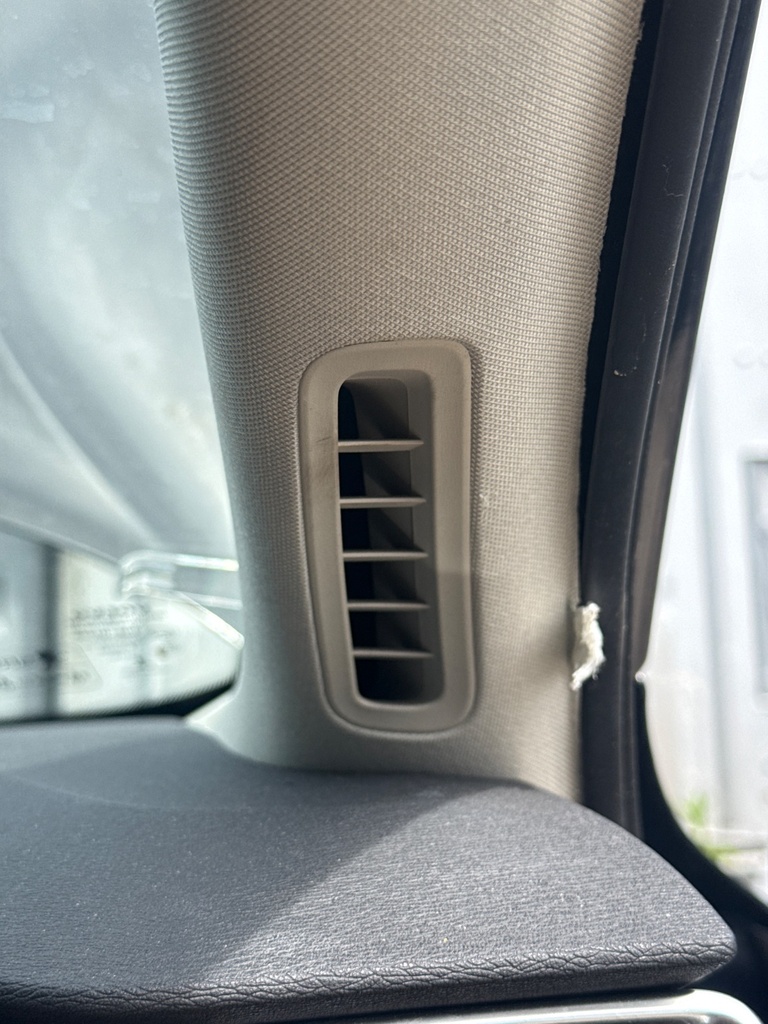 [EPE-106000] Salida de aire calefacción salpicadero Volvo V90 2.0 2017