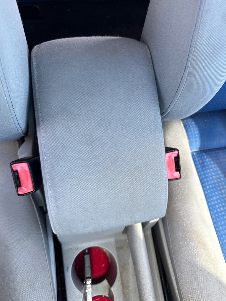 [EPE-106440] Reposabrazos de consola central VW Caddy III 1.9 TDI 2008