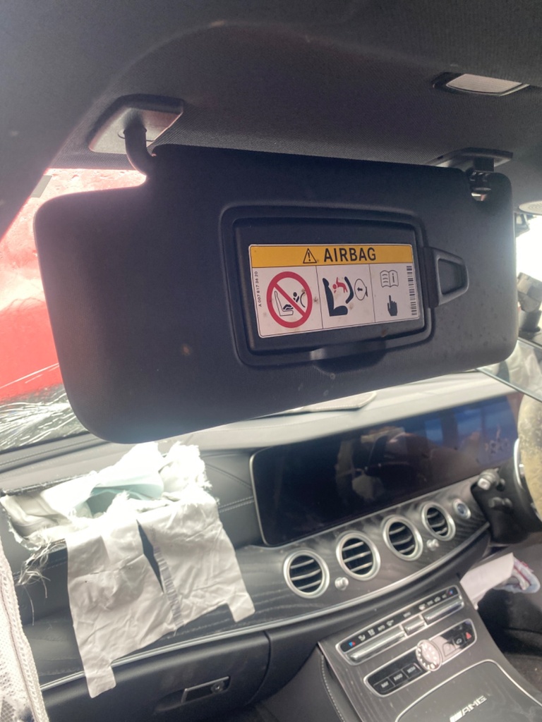 [EPE-106945] Parasol izquierdo Mercedes-Benz E-Klasse W213 AMG 63 E63 AMG 2019