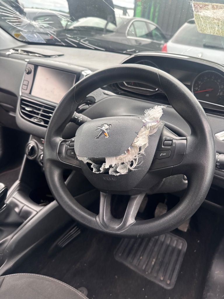 [EPE-107277] Volante de dirección Peugeot 208 1.2 60kW 82CV 2014
