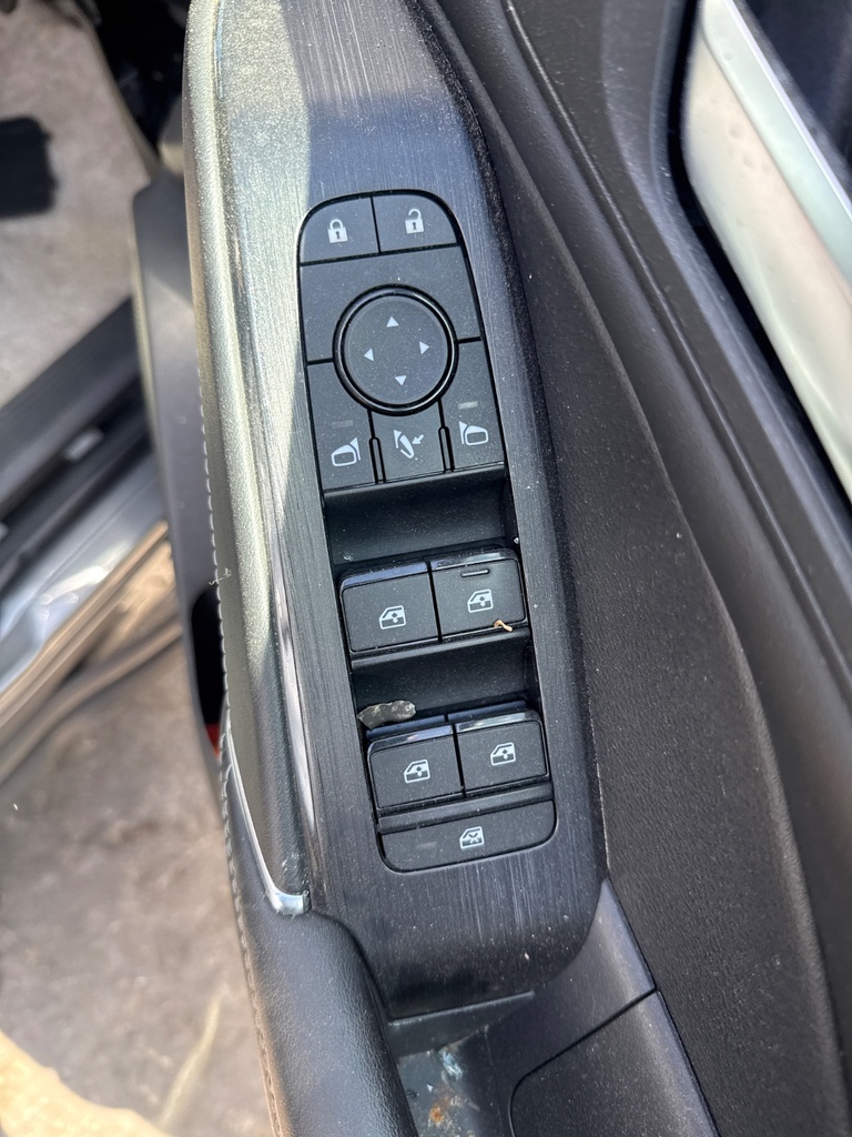 [EPE-107558] Interruptor elevalunas eléctrico delantero derecho para Nissan Qashqai MK3 J12 2022
