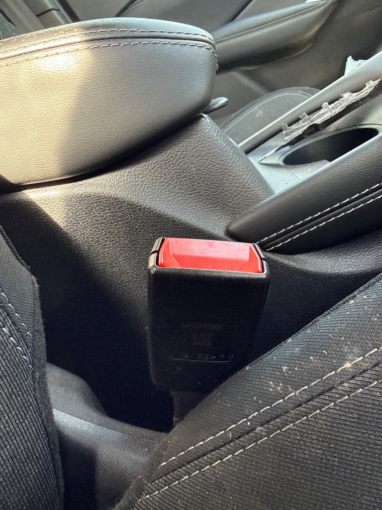 [EPE-107579] Interruptor de cinturón seguridad delantero derecho para Nissan Qashqai MK3 J12 2022