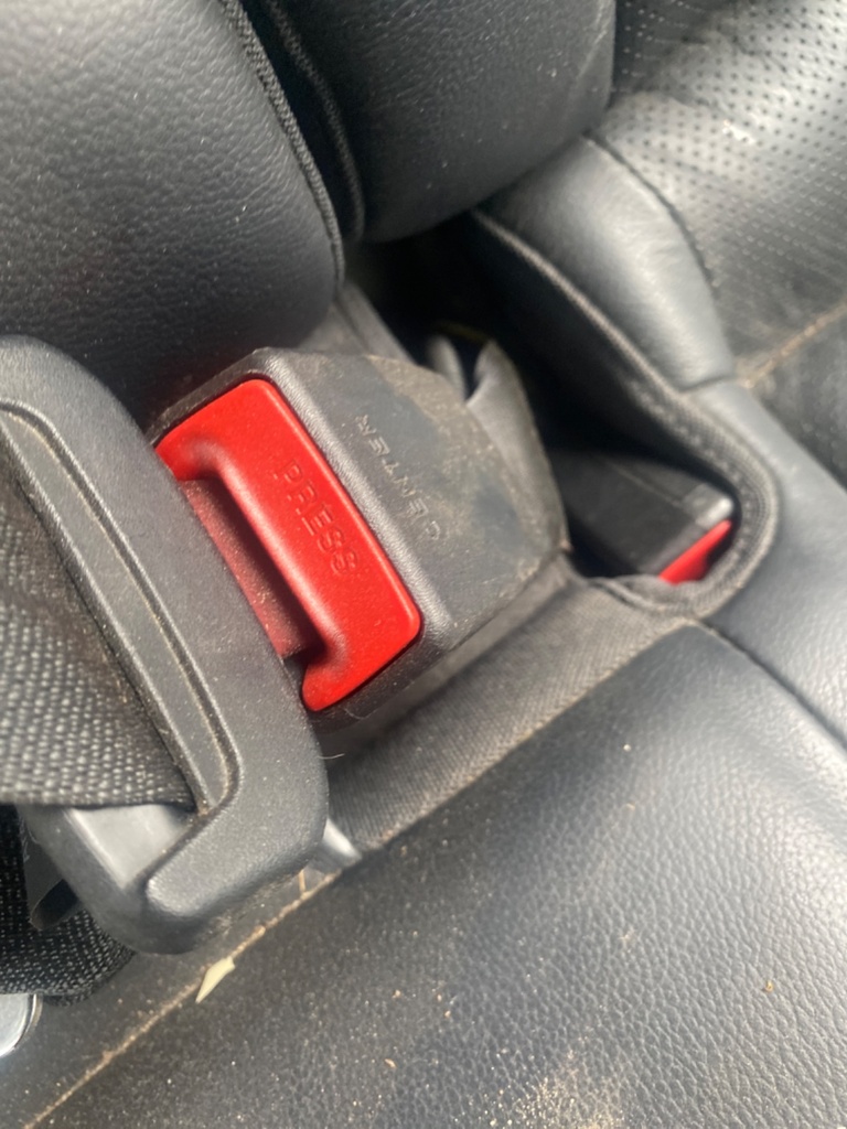 [EPE-108453] Cinturón de seguridad trasero Stalk Fila Central LH Kia Niro 1.6 2018