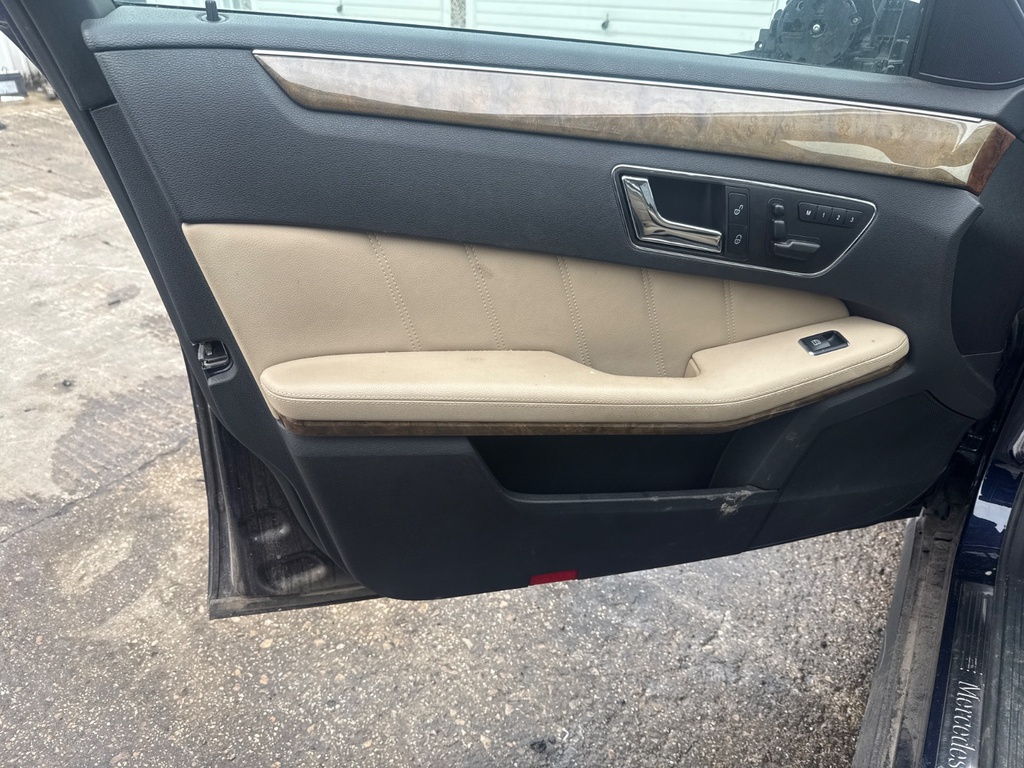 [EPE-108558] Panel interior de puerta delantera izquierdo Mercedes-Benz E-Klasse W212 2010