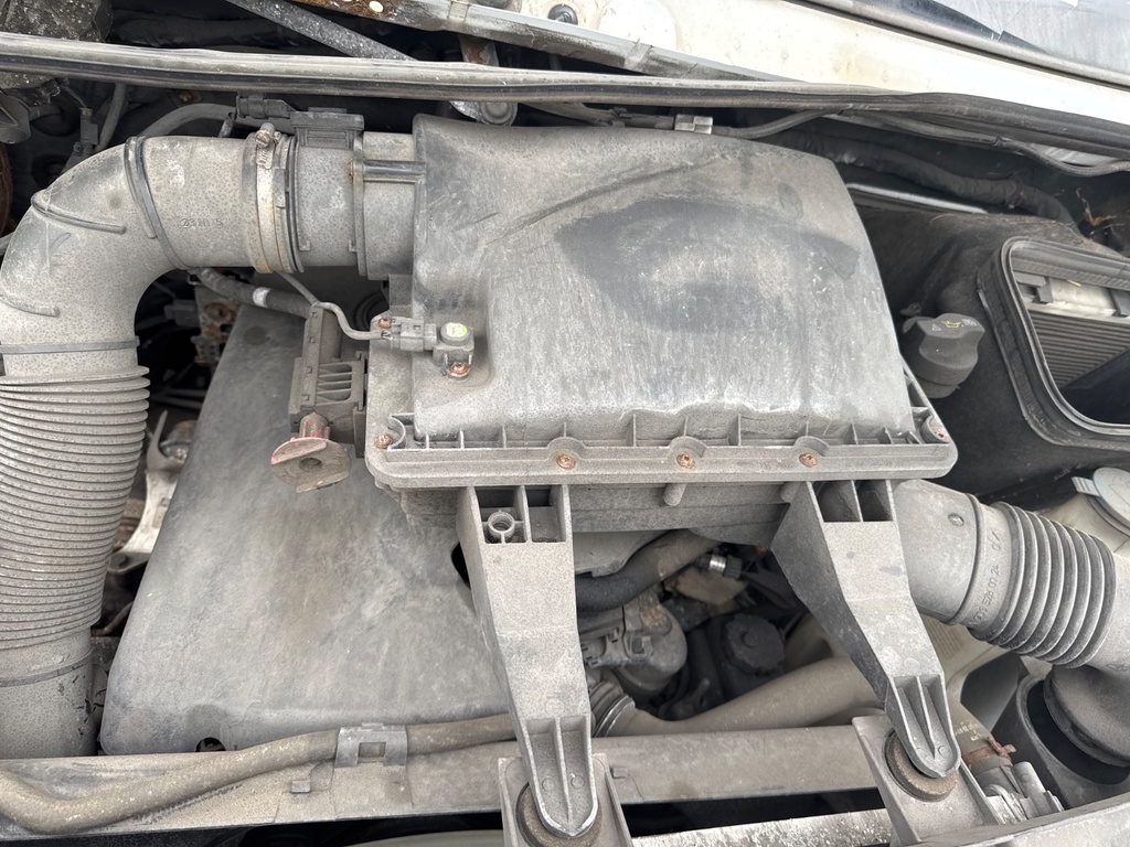 [EPE-108903] Caja de filtro de aire Mercedes Sprinter 3,5-t 2.2 313 CDI OM651.955 2015