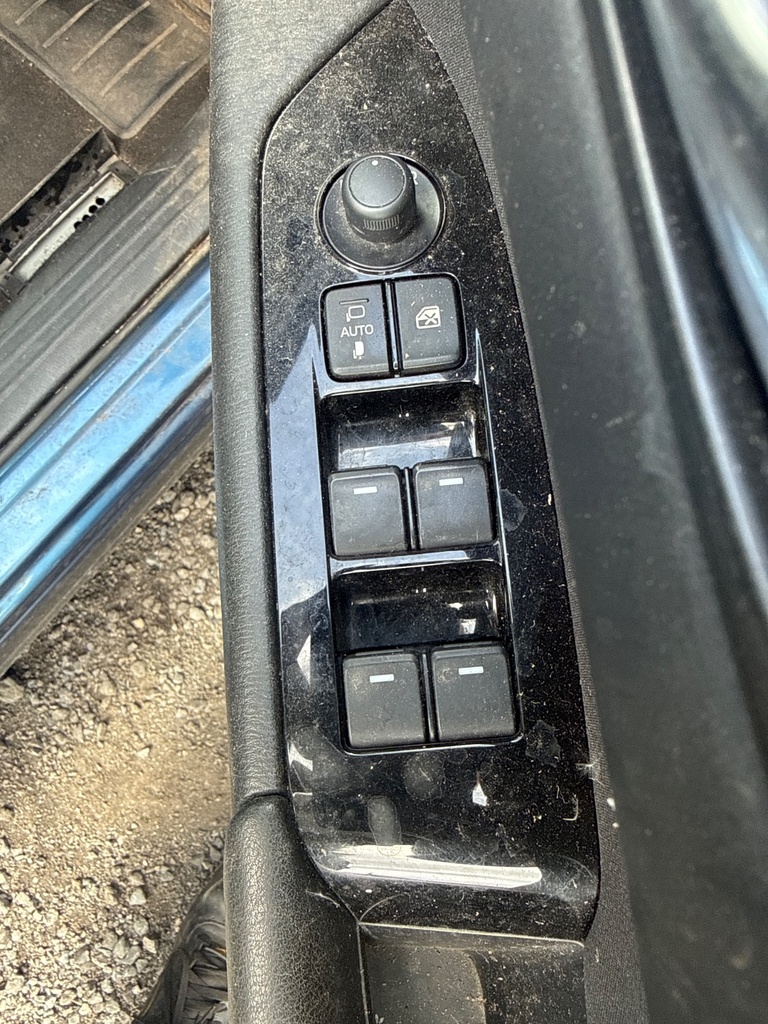 [EPE-109186] Interruptor elevalunas eléctrico delantero derecho para Mazda CX-5 KF 2018