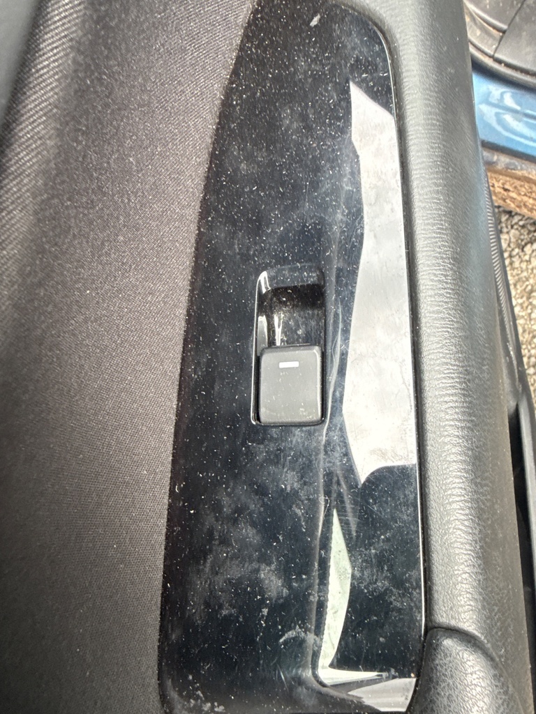 [EPE-109221] Interruptor de elevalunas eléctrico delantero izquierdo para Mazda CX-5 KF 2018