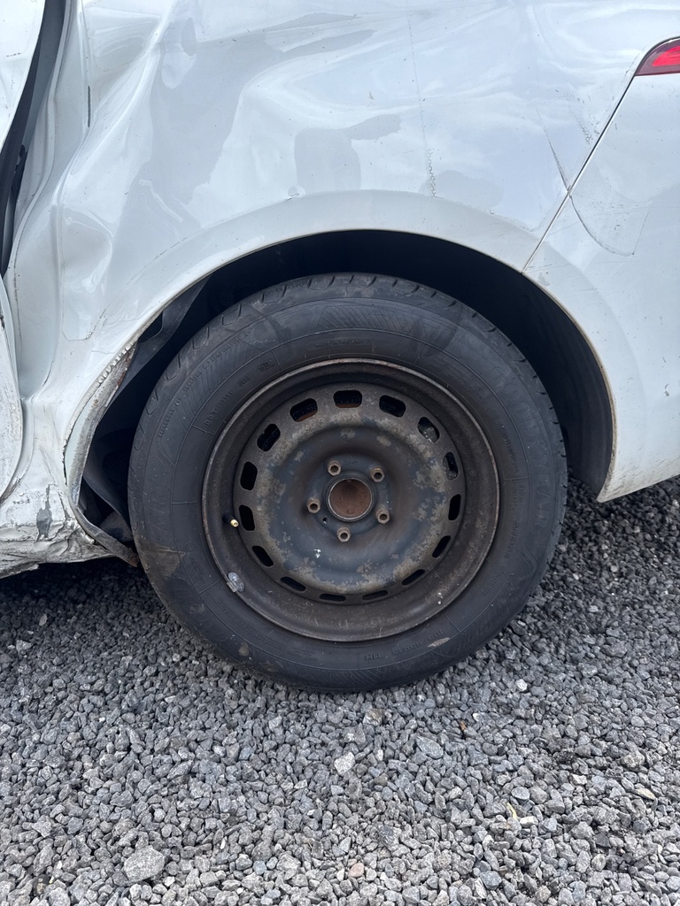 [EPE-109322] Rueda de acero 3 2019 PEUGEOT 308 SW II 1.5 BlueHDI