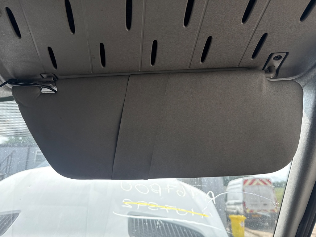 [EPE-109370] Parasol derecho Mercedes-Benz Sprinter 2.2 314CDI (2017)