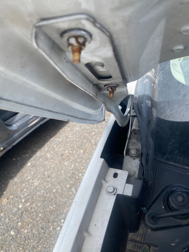 [EPE-109380] Bisagra del capó RH Vauxhall Combo 2020