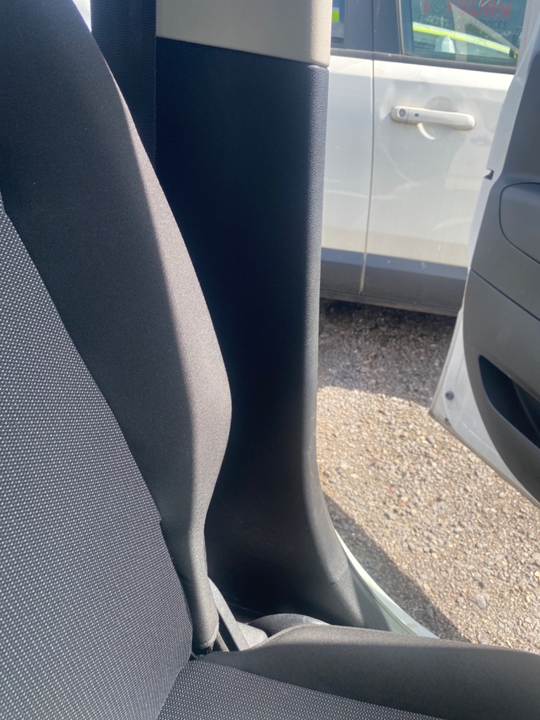 [EPE-109431] Embellecedor Pilar B Inferior Izquierdo 2020 Vauxhall Combo 1.5