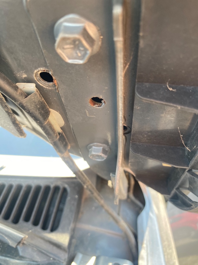 [EPE-109609] Bisagra del capó LH Suzuki Vitara 2009 Gris