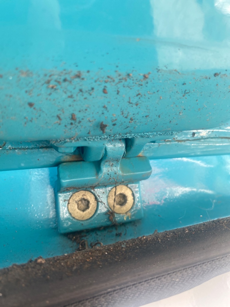 [EPE-109931] Bisagra portón trasero derecha para VW Transporter T3 bus 1982