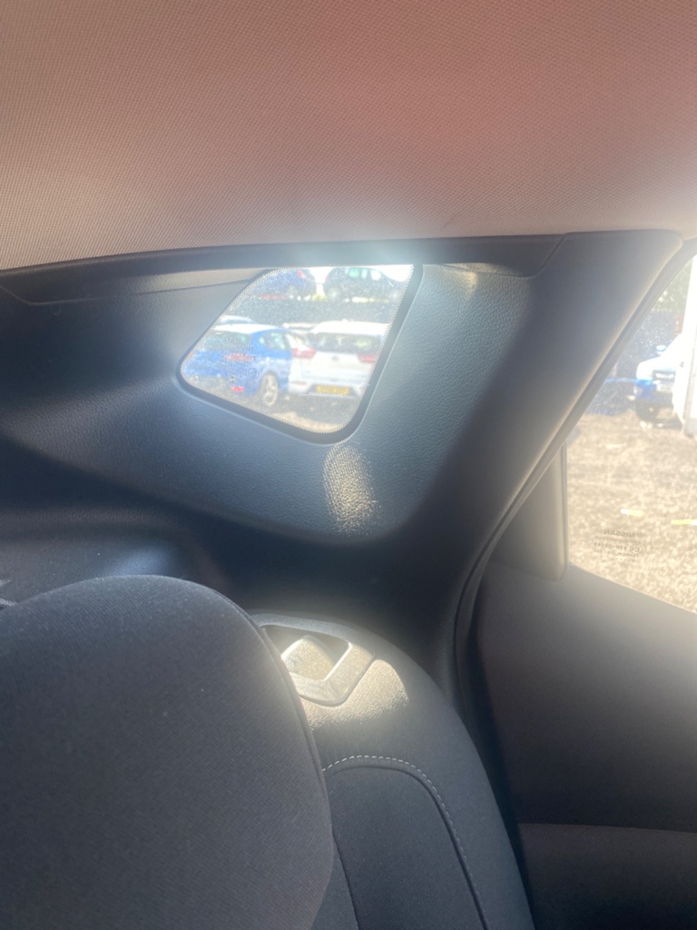 [EPE-109970] Pilar C Nissan Qashqai MK2 J11 1.3 DIG-T 2020