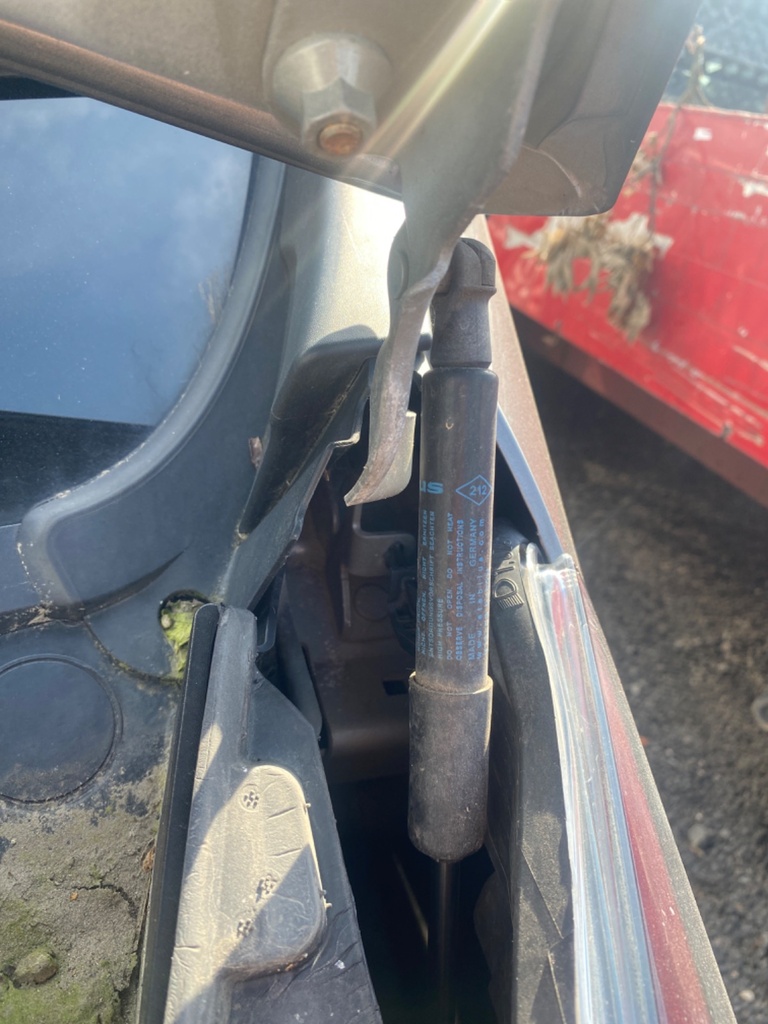 [EPE-109979] Bisagra del capó LH Vauxhall Vivaro 2018