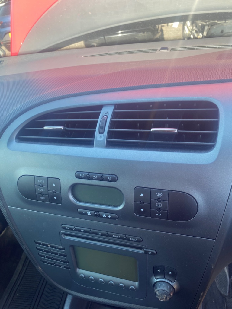 [EPE-110048] Salida de aire calefacción salpicadero Seat Leon 1.9 TDI 2005