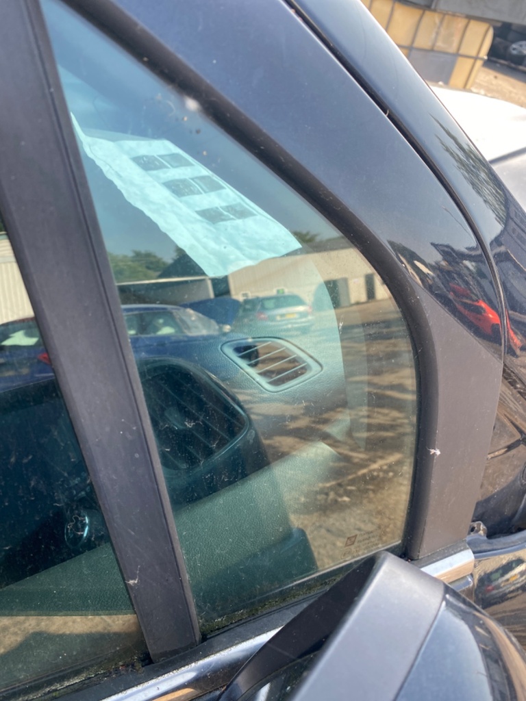 [EPE-110119] Cristal de puerta lateral delantero derecho Opel Mokka 2015