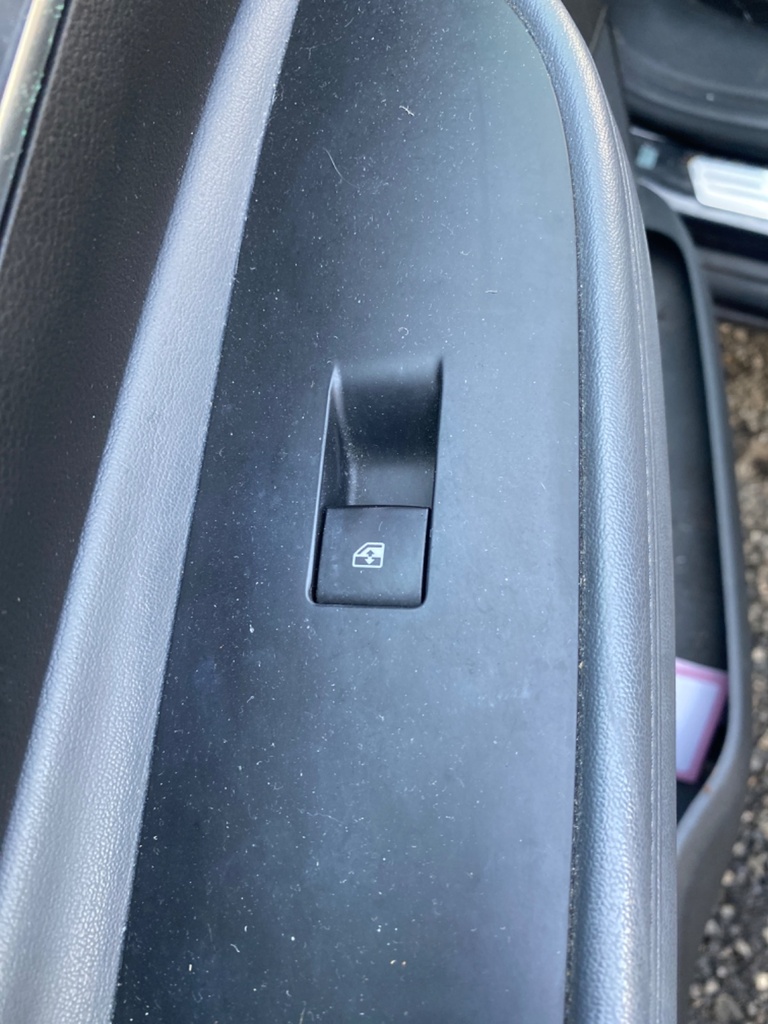 [EPE-110198] Interruptor de elevalunas eléctrico delantero izquierdo para Opel Mokka 2015 BLACK