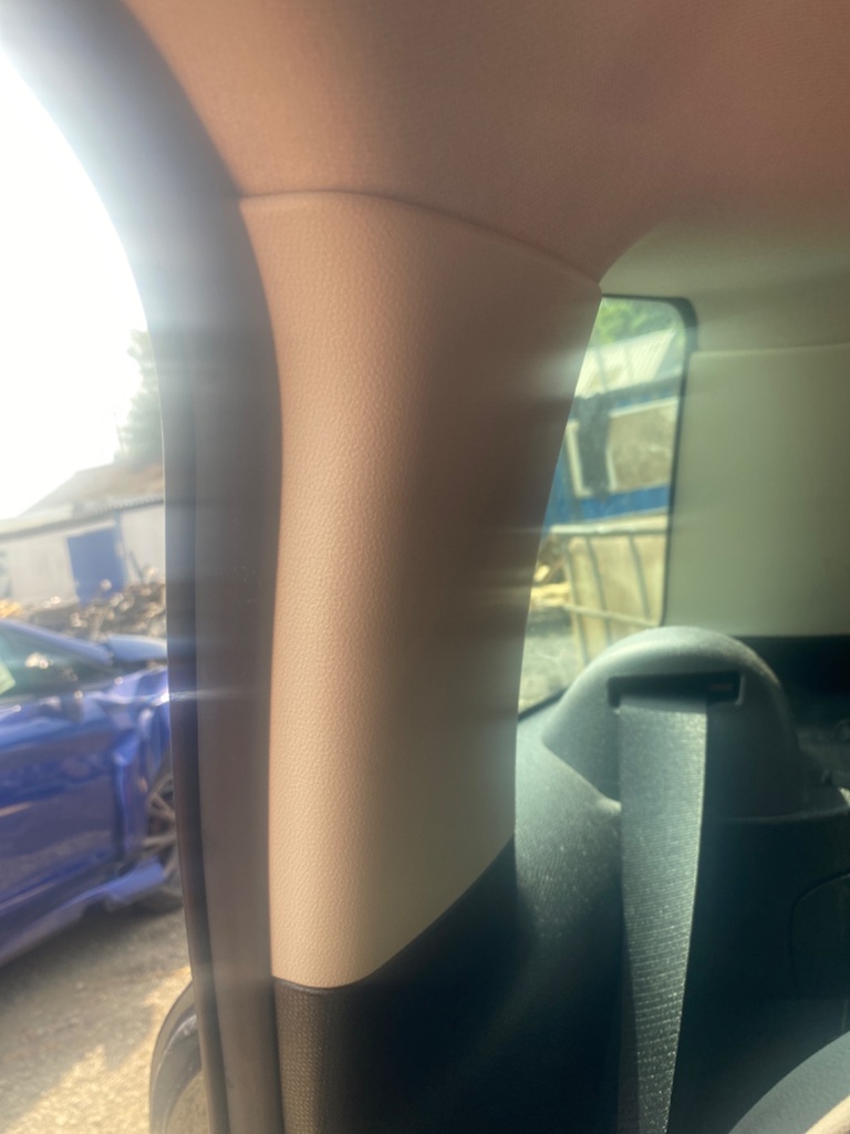 [EPE-110366] Pilar C Mini Countryman Cooper D 2015