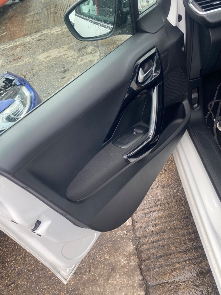 [EPE-110562] Motor regulador de cristal puerta delantera izquierda Peugeot 208 2018