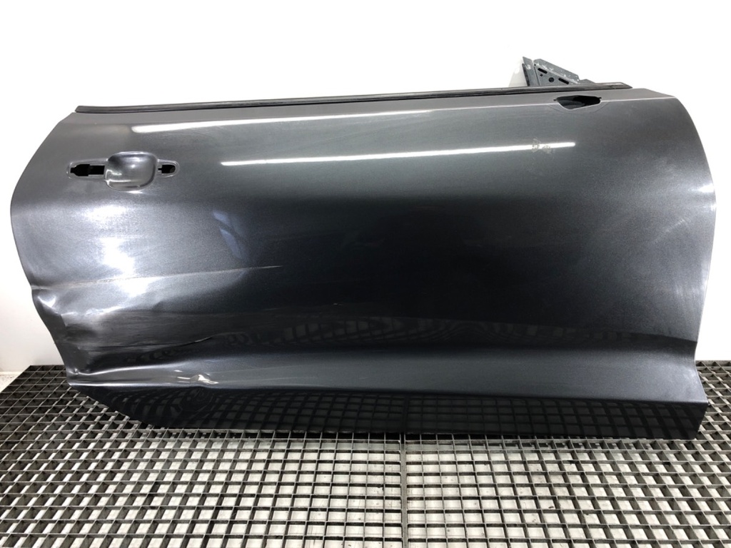 [STARK-469953] Puerta delantera derecha Chevrolet Camaro 2015-2022