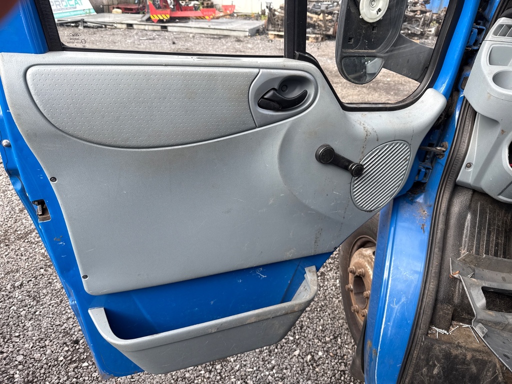 [EPE-111171] Panel interior de puerta delantera izquierdo Ford Transit 2007