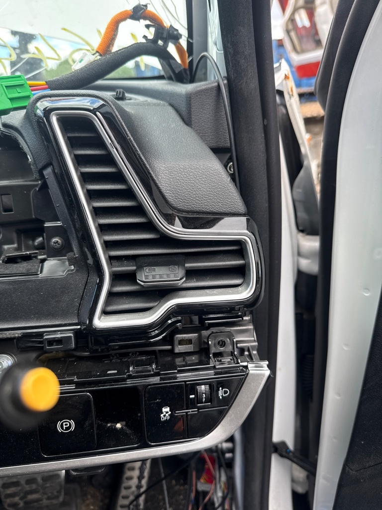 [EPE-111207] Conducto de ventilación Kia Sportage V 1.6 T-GDI 2023