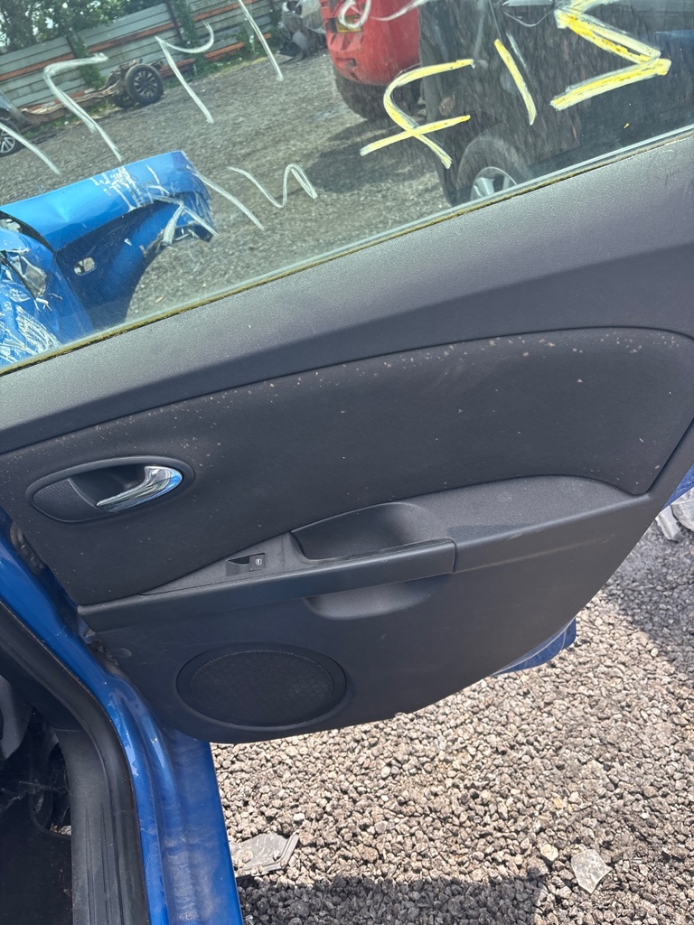 [EPE-111426] Elevador de cristal puerta trasera derecho Seat Leon 2010
