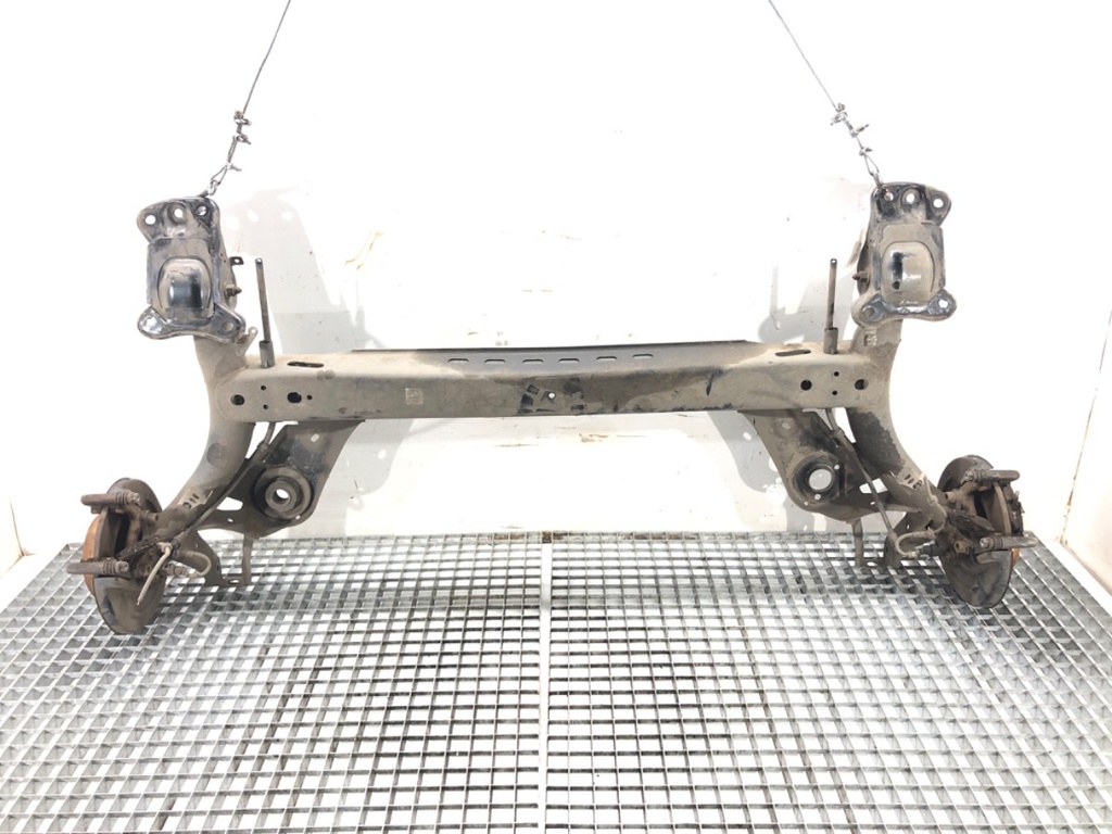 [STARK-663562] Eje trasero SEAT León (5F1) 1.6 TDI 77 kW 2012-2022