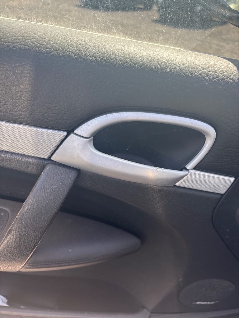 [EPE-112030] Tirador interior puerta delantera izquierda Porsche Cayenne 2008 Negro