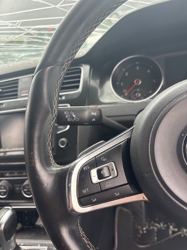 [EPE-112114] Conmutadores ECU columna de dirección VW Golf 2.0 GTD 2016
