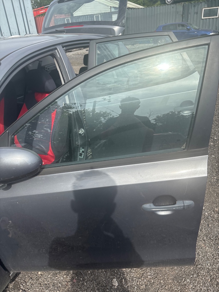 [EPE-112285] Cristal de puerta delantero izquierdo Hyundai i30 2010 G4FA