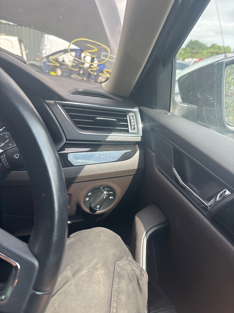 [EPE-112350] Conducto de ventilación Skoda Superb 2.0 TDI 2016