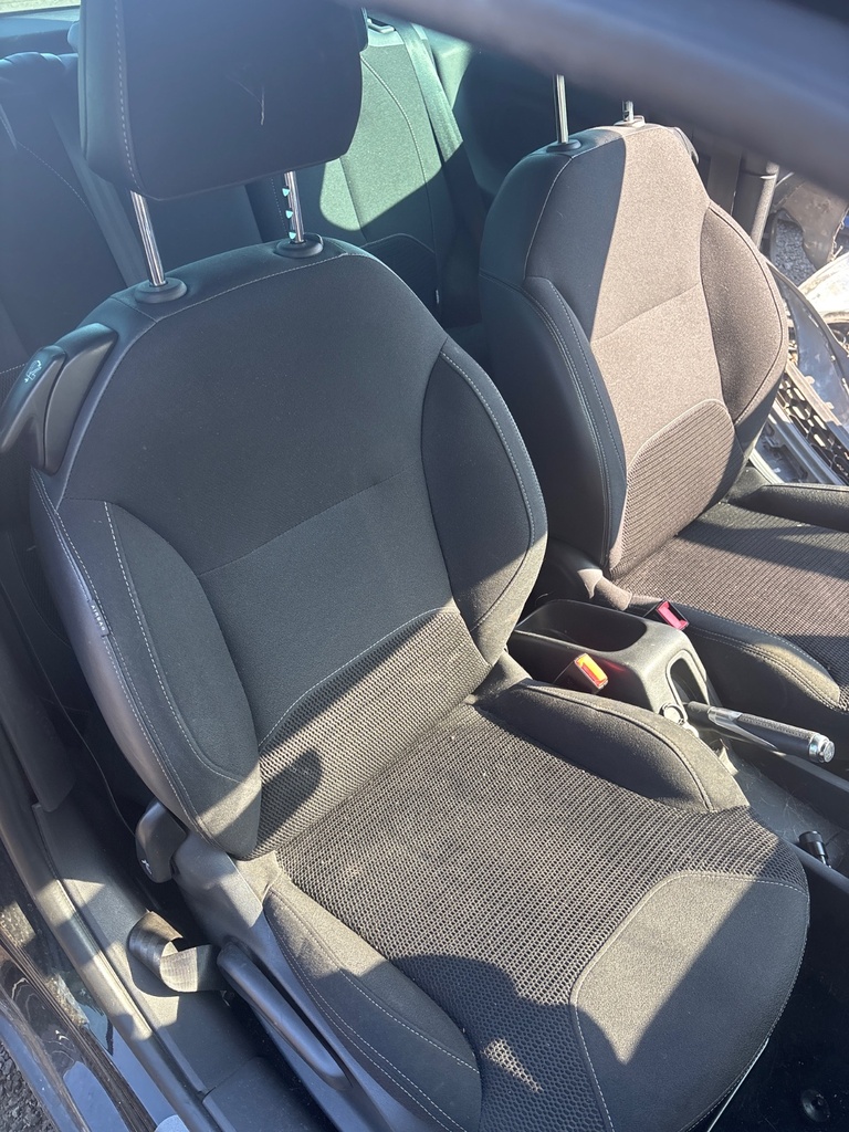[EPE-112851] Asiento delantero derecho Citroen DS3 1.6 HDi 90 2013