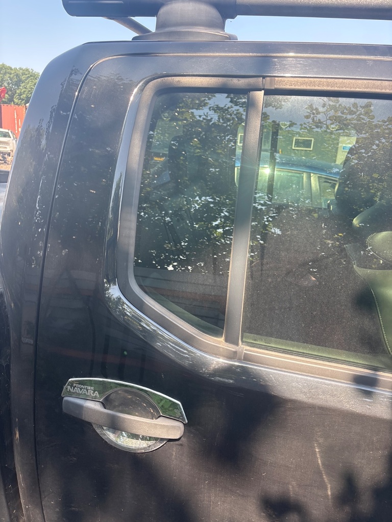 [EPE-113028] Cristal de puerta trasero derecho Nissan Navara NP300 2012