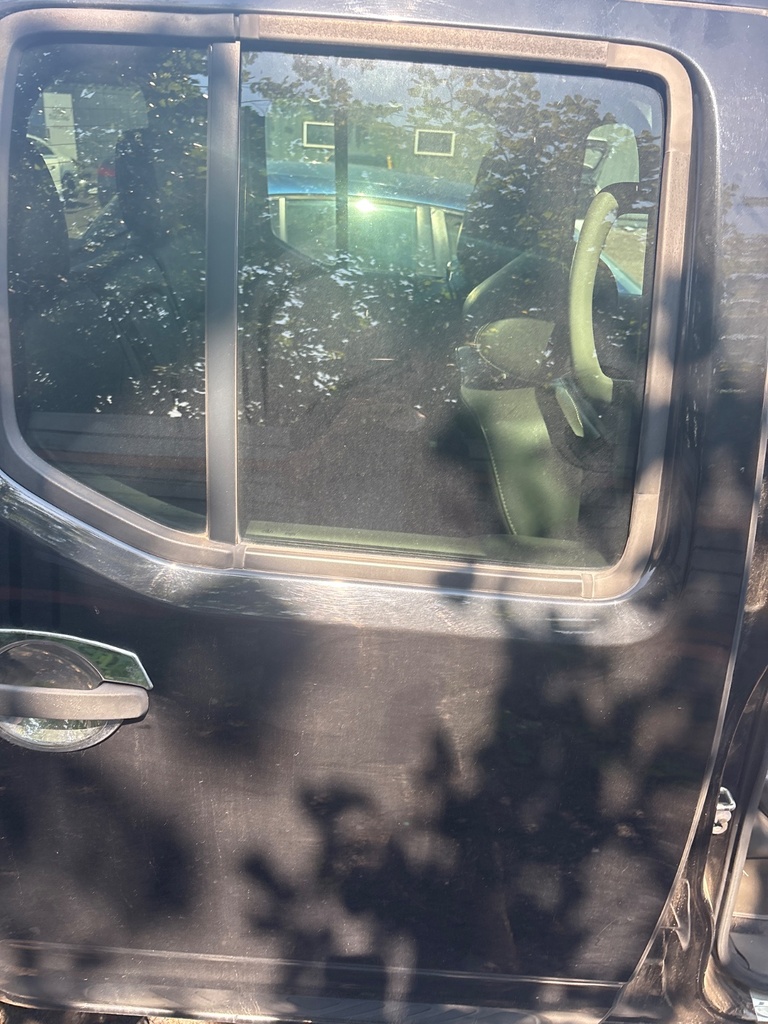[EPE-113029] Cristal de puerta trasero derecho Nissan Navara NP300 2012