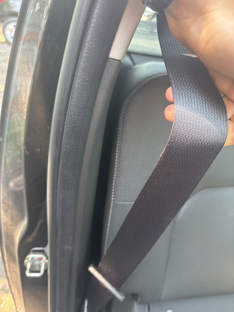 [EPE-113042] Pretensor trasero del cinturón de seguridad Carrete derecho para Nissan Navara NP300 2012