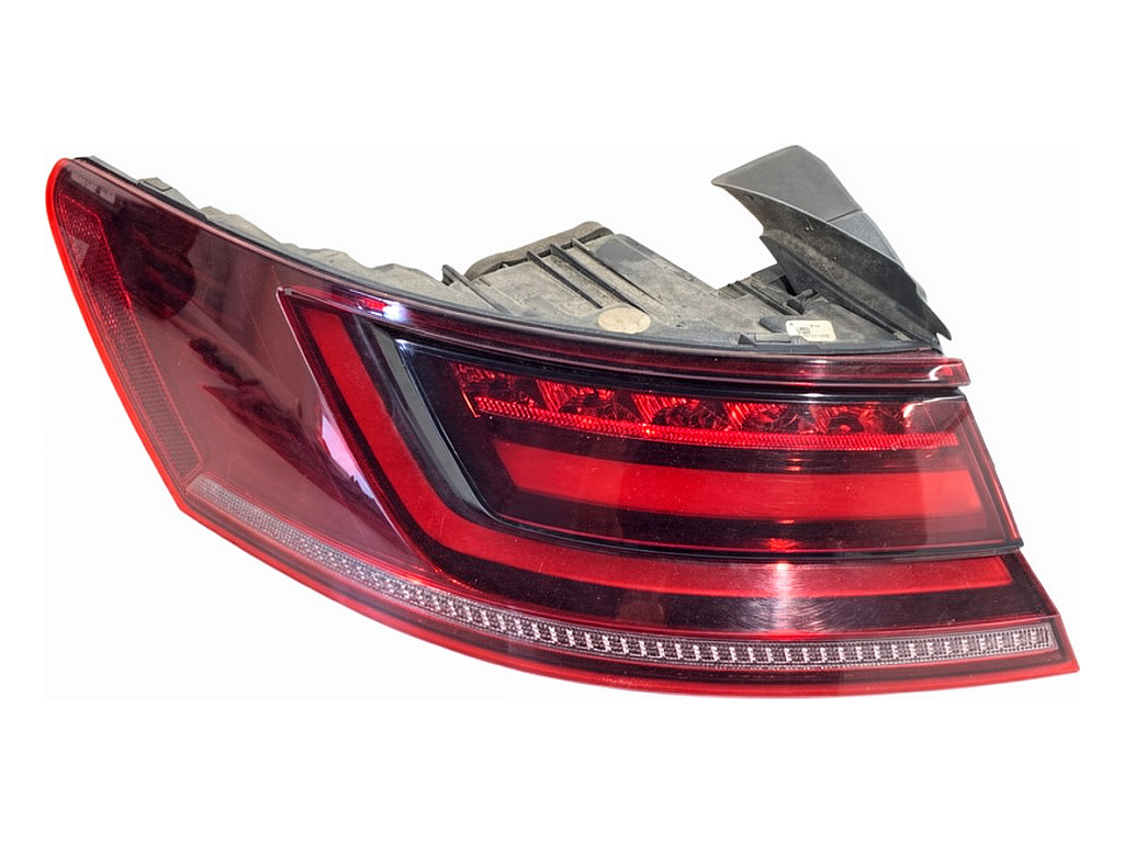 [STARK-927708] Piloto trasero izquierdo VW Arteon (3H7, 3H8) 2017-2022