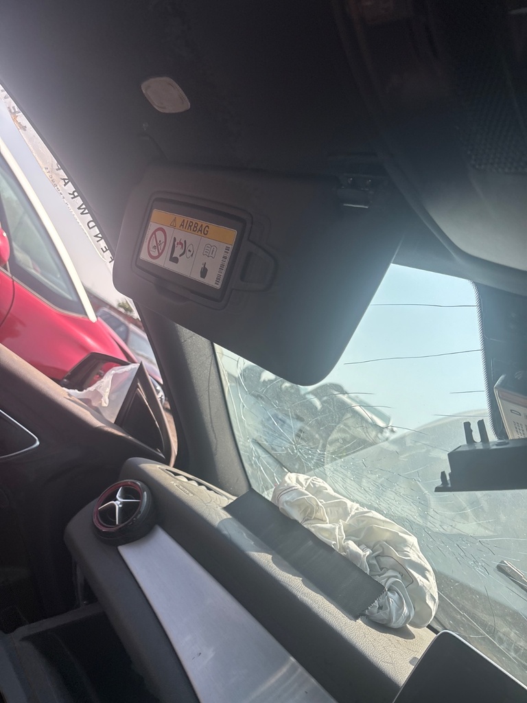 [EPE-113519] Parasol izquierdo Mercedes-Benz CLA 45 AMG 2015
