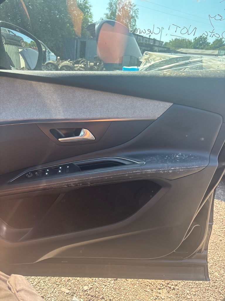 [EPE-113718] Interruptor elevalunas eléctrico delantero derecho Peugeot 3008 II 2018