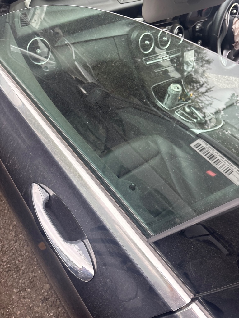 [EPE-113912] Cristal de puerta delantero izquierdo Mercedes C-Klasse W205 2014-2018