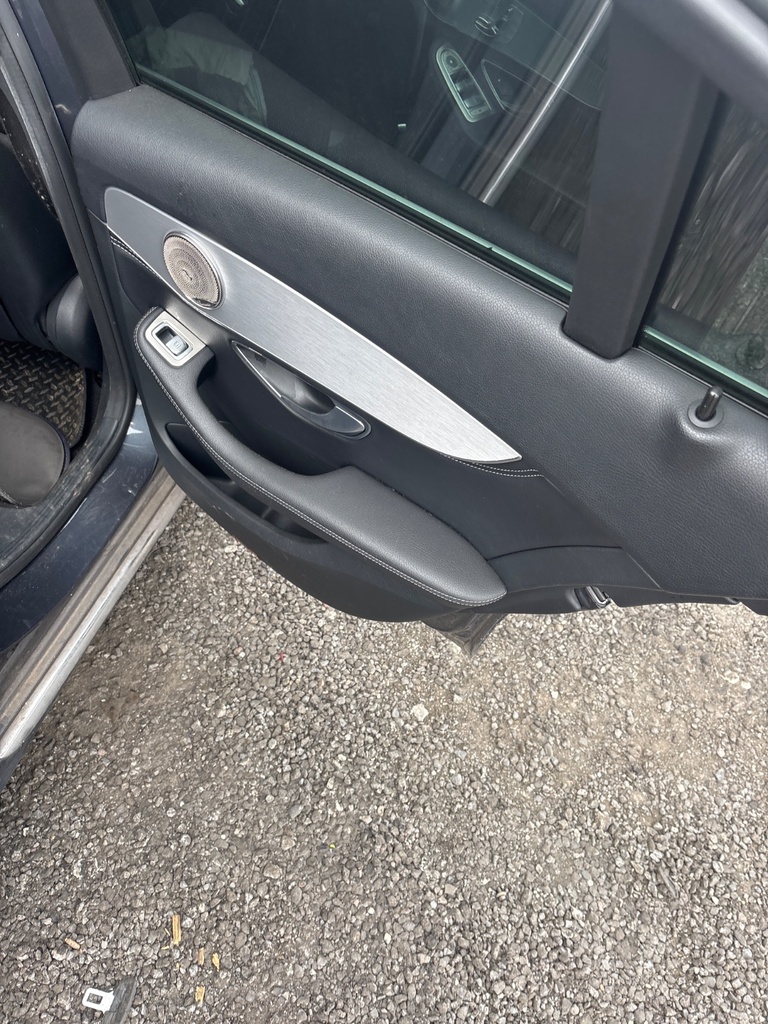 [EPE-113943] Arnés de cables puerta trasera derecha Mercedes C-Klasse W205 2014